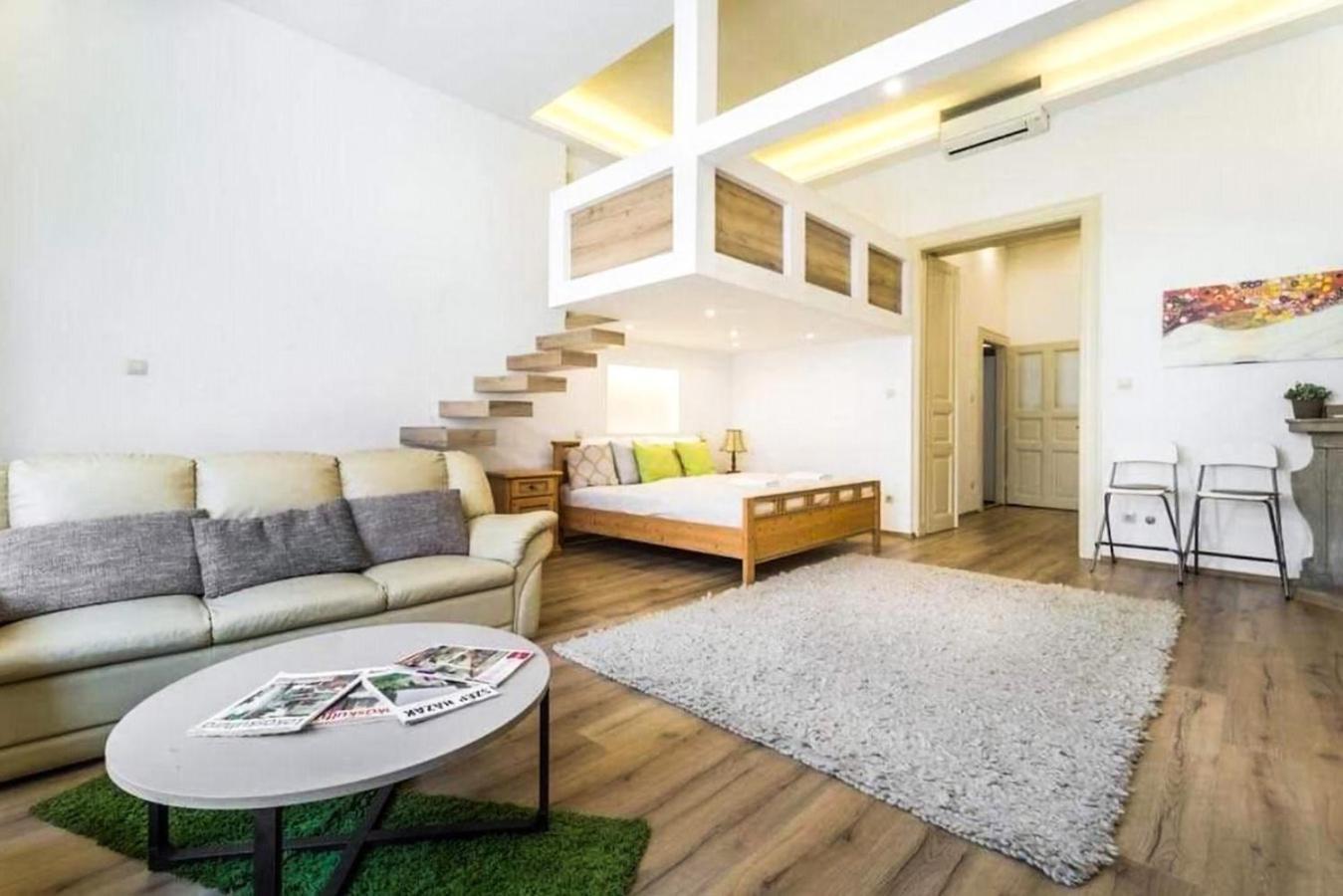 Apartamento Spacious In The *